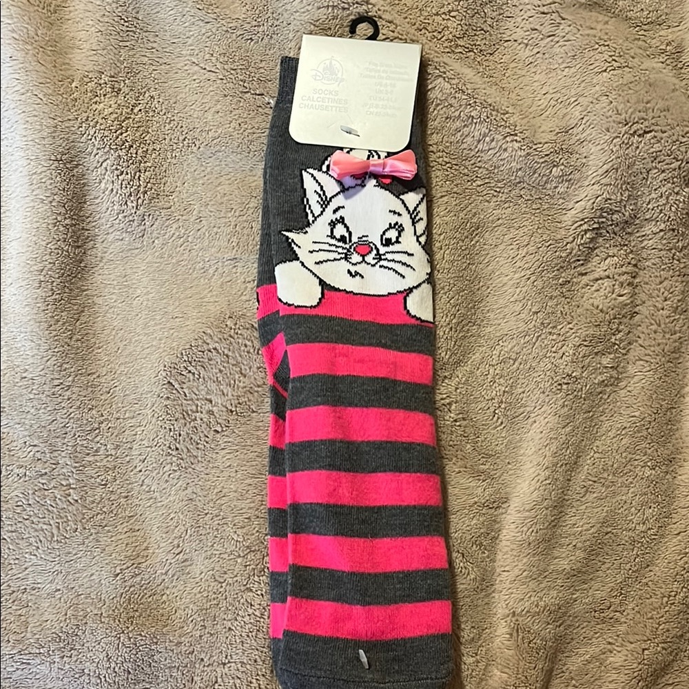 Gray and Pink marie Disney Socks